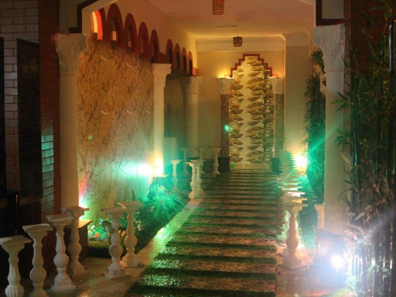 Hoang Yen Hotel Куинён Экстерьер фото