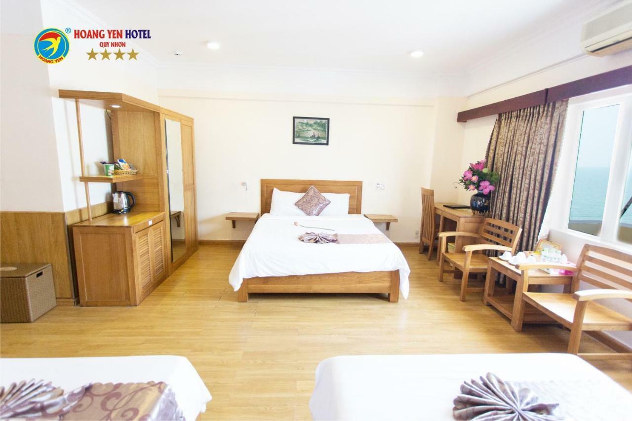 Hoang Yen Hotel Куинён Экстерьер фото